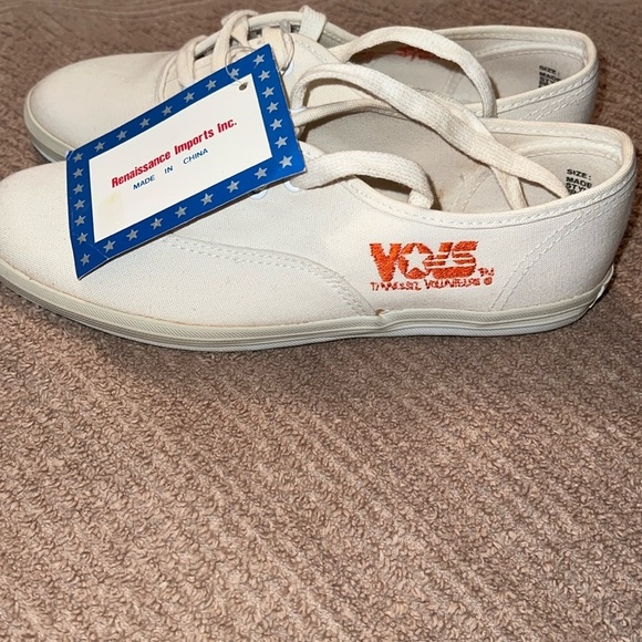 Renaissance Imports Canvas VOLS shoes 6 NWT - Picture 1 of 9